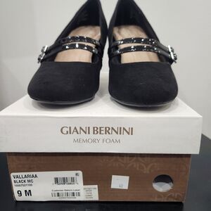 Giani Bernini Women's Black Mary Jane Shoes